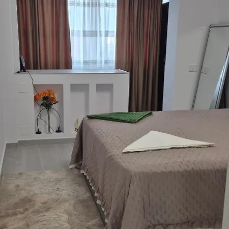 Apartament Apartament *